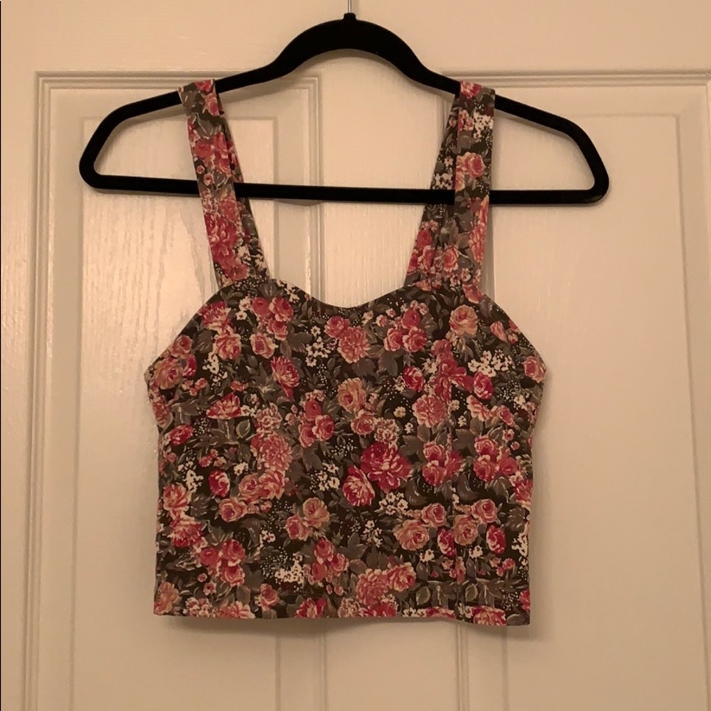 Brandy Melville Crop